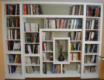 diy-large-bookcase